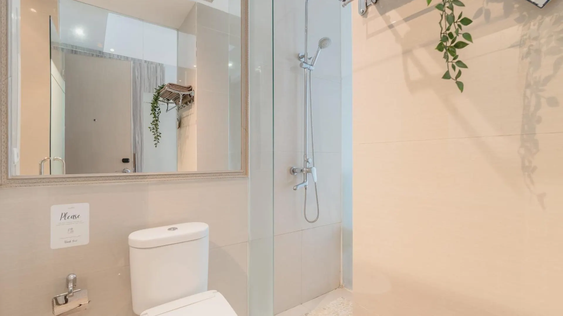 Aparthotel Bali Bustle Kuta Coliving & Coworking Space Legian